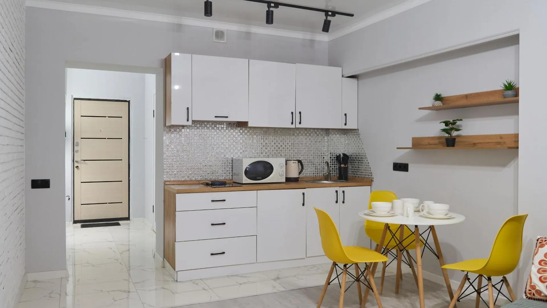 One Bedroom Apartment Next To Arbat In Almaty